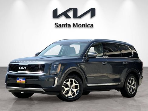 Used 2022 Kia Telluride EX w/ Towing Package AWD/4WD image 2