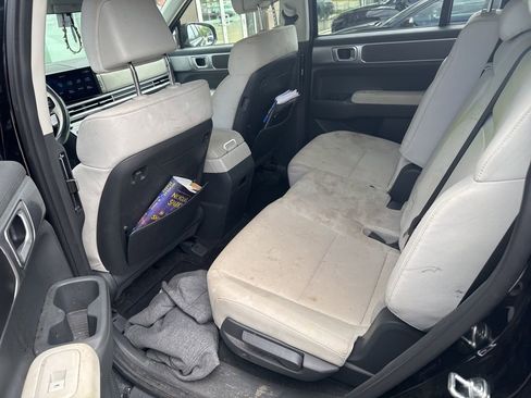 Used 2024 Hyundai Santa Fe SE image 8