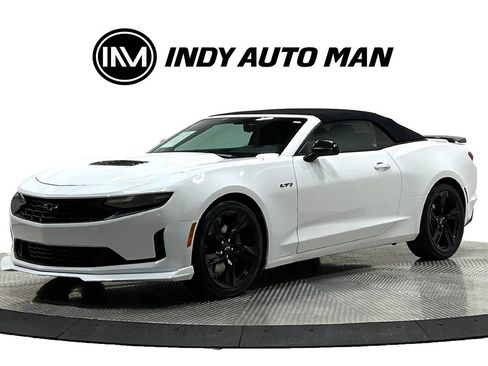 Used 2021 Chevrolet Camaro LT RWD image 8