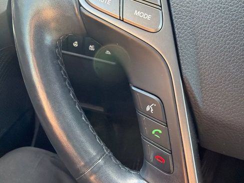 Used 2018 Hyundai Santa Fe Limited AWD/4WD image 20