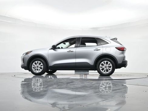 Certified 2024 Ford Escape Active image 37