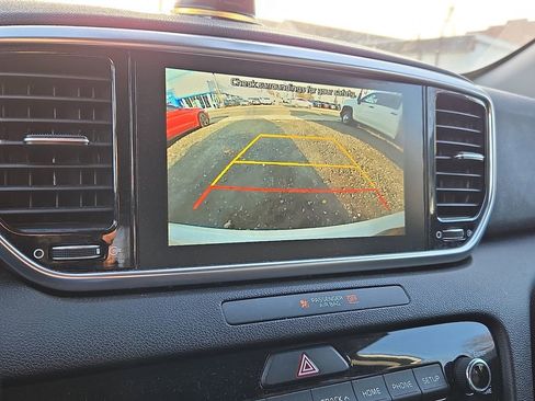 Used 2020 Kia Sportage EX image 24