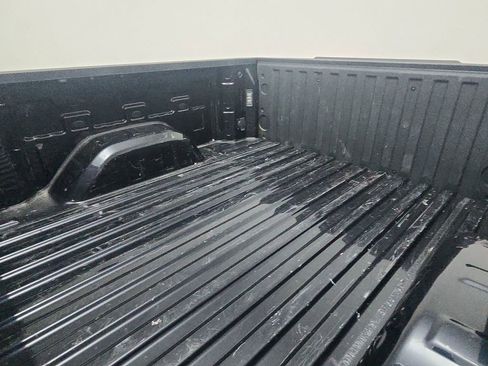 Used 2024 Chevrolet Silverado 1500 LT AWD/4WD image 26