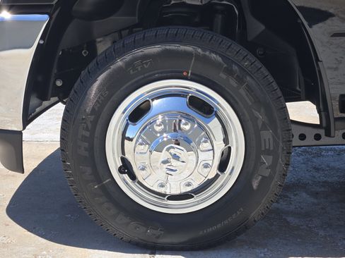 New 2026 RAM 3500 Tradesman image 10