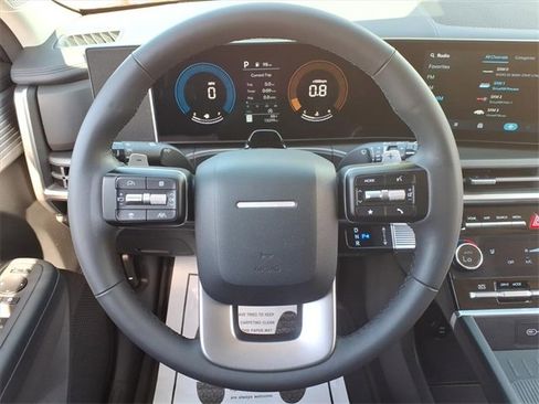 Used 2025 Hyundai Santa Fe SEL image 24
