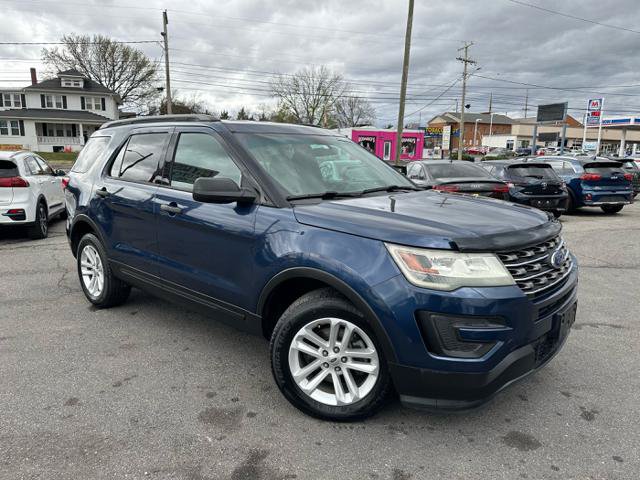 Used 2016 Ford Explorer 4WD image 2
