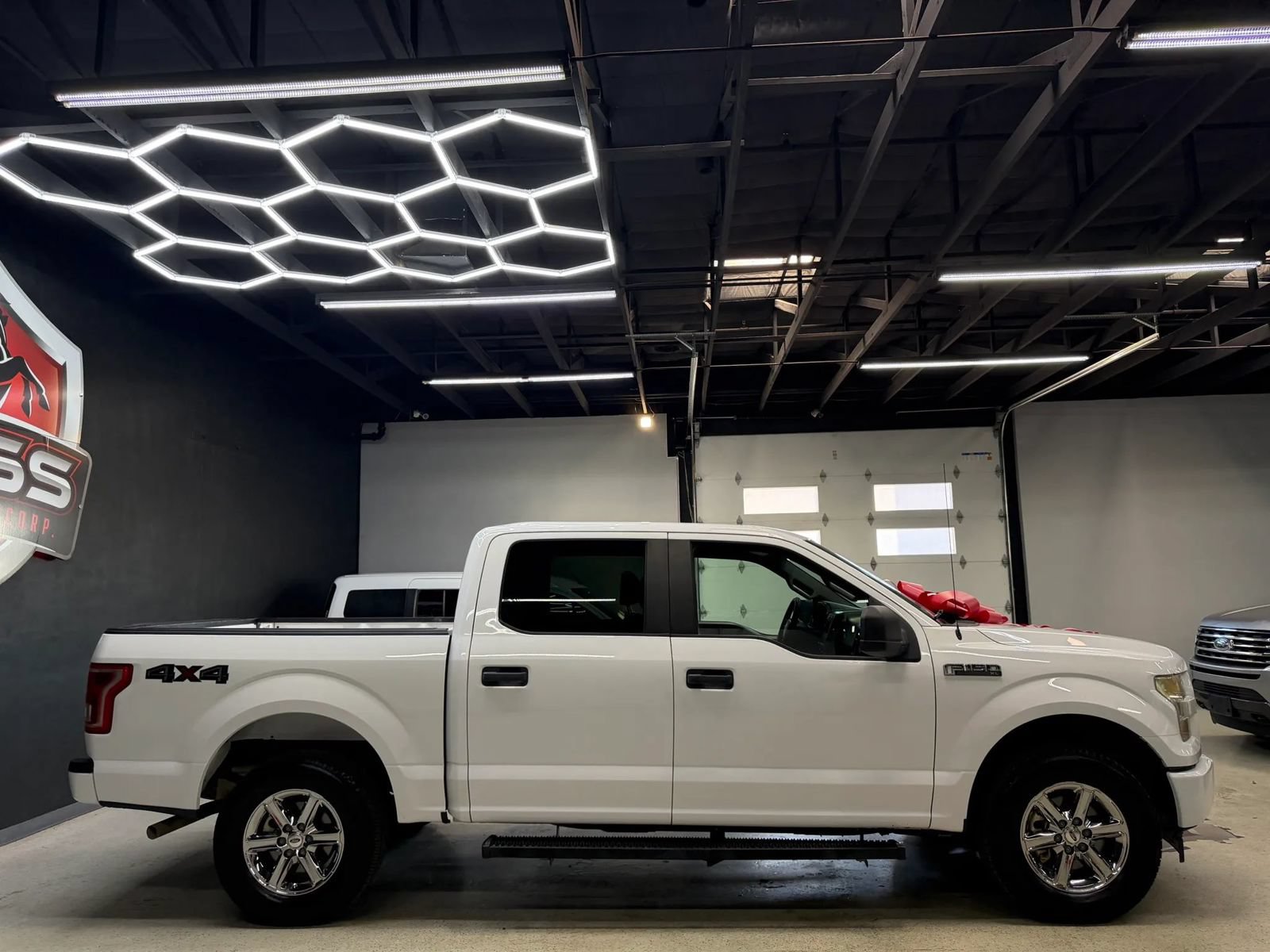 Used 2017 Ford F150 XL w/ XL Power Equipment Group AWD/4WD image 10
