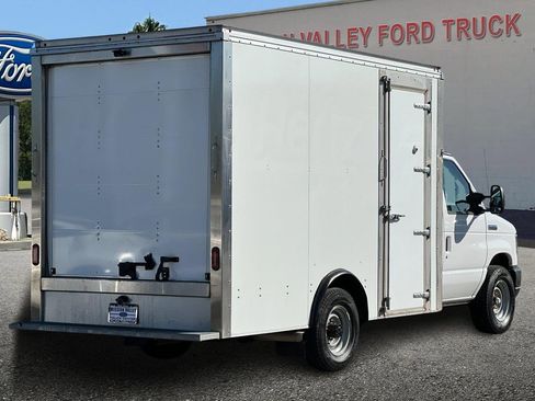 Used 2023 Ford E-350 and Econoline 350 Super Duty w/ Driver's Safety Package image 4
