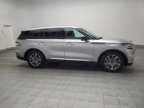 Used 2021 Lincoln Aviator 2WD image 11