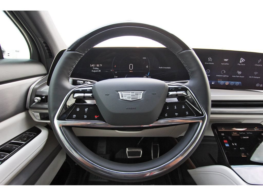 New 2027 Cadillac Vistiq Luxury AWD/4WD image 14