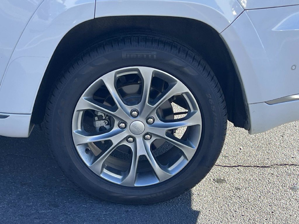 Used 2019 Jeep Grand Cherokee Summit w/ Platinum Series Group RWD image 12