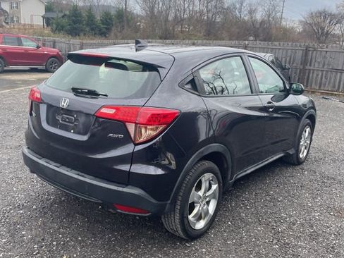 Used 2016 Honda HR-V LX image 6
