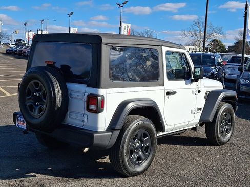 Used 2023 Jeep Wrangler Sport image 6