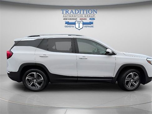 Used 2021 GMC Terrain SLT image 6