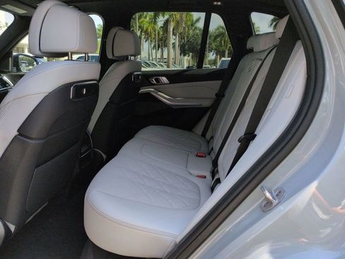 New 2026 BMW X5 xDrive40i w/ M Sport Package AWD/4WD image 14