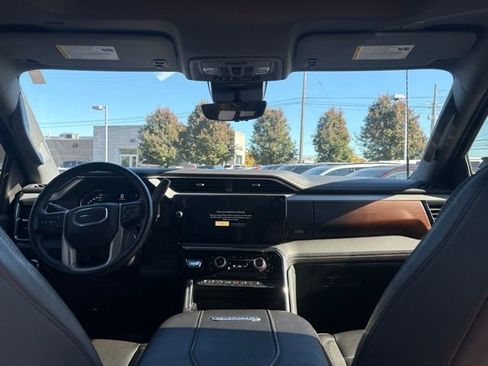 Certified 2024 GMC Sierra 2500 Denali w/ Denali Reserve Package image 23