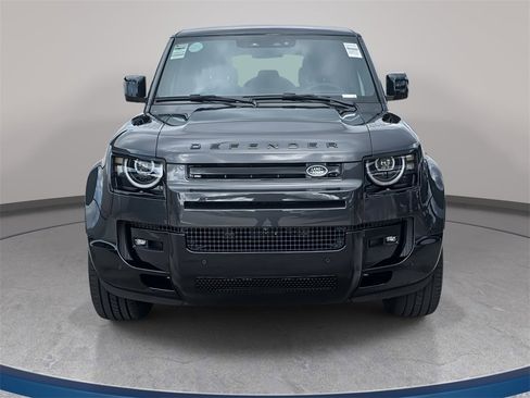 New 2026 Land Rover Defender 110 V8 image 2