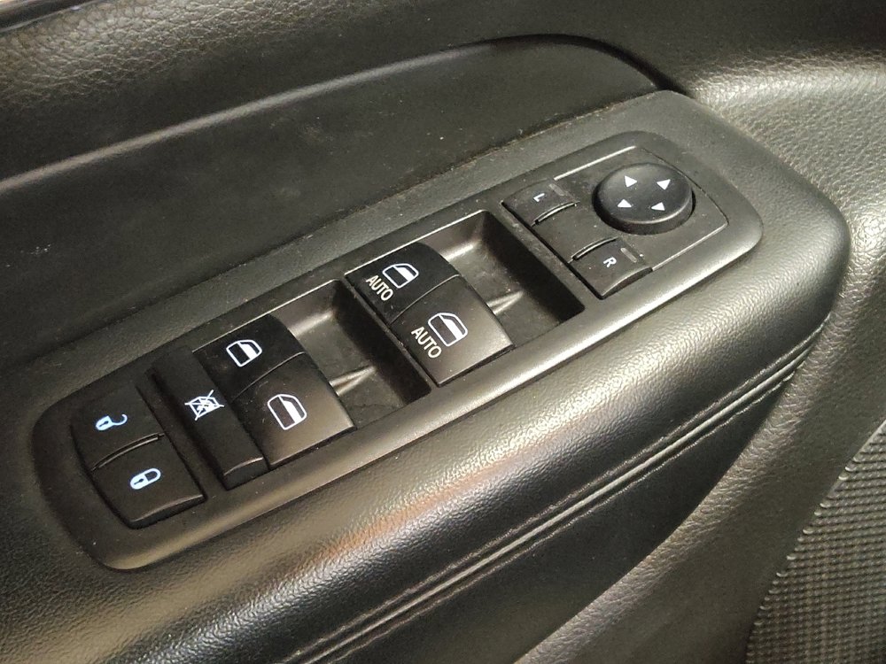 Used 2018 Jeep Grand Cherokee Limited RWD image 27