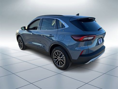 New 2026 Ford Escape SE image 4