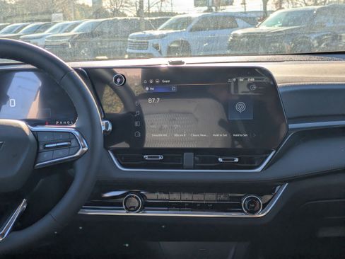New 2026 Chevrolet Equinox LT FWD image 20