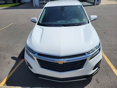 Used 2023 Chevrolet Equinox LT FWD image 2