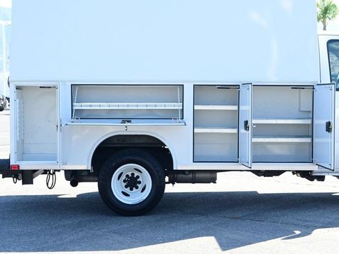 Used 2023 Ford E-350 and Econoline 350 Super Duty w/ Power Windows & Locks Group RWD image 20