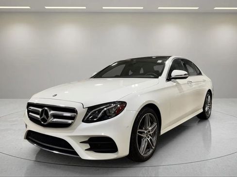 Used 2018 Mercedes-Benz E 300 4MATIC image 19
