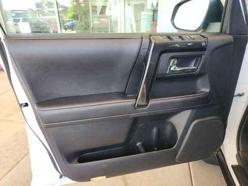 Certified 2024 Toyota 4Runner TRD Off-Road Premium w/ Off Road Premium Plus Package AWD/4WD image 13