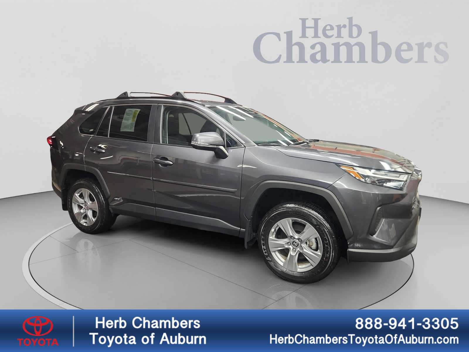 Used 2025 Toyota RAV4 LE AWD/4WD image 1