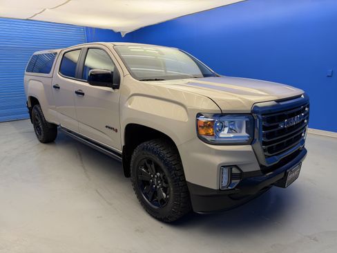 Used 2022 GMC Canyon AT4 AWD/4WD image 2