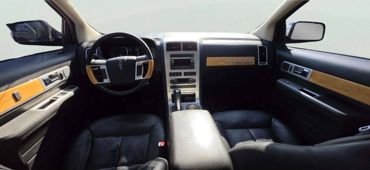 Used 2010 Lincoln MKX AWD image 8