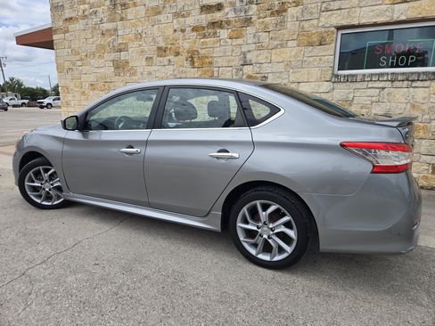 Used 2013 Nissan Sentra SR FWD image 3