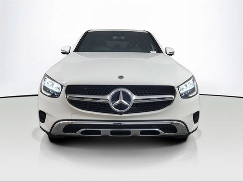 Used 2023 Mercedes-Benz GLC 300 4MATIC Coupe image 2