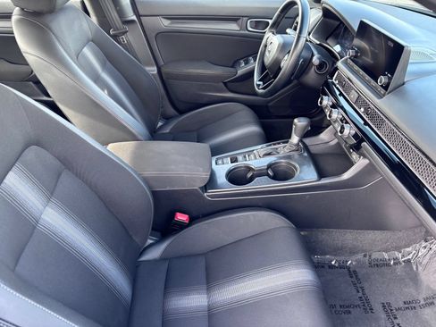 Certified 2025 Honda Civic Sport image 15