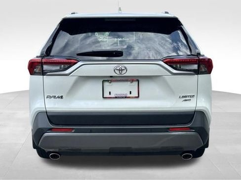 Used 2021 Toyota RAV4 Limited AWD/4WD image 4