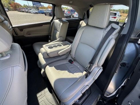 Used 2019 Honda Odyssey EX-L image 16