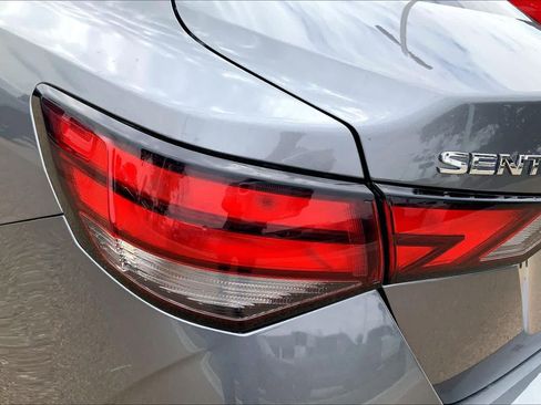 Used 2024 Nissan Sentra SV FWD image 32