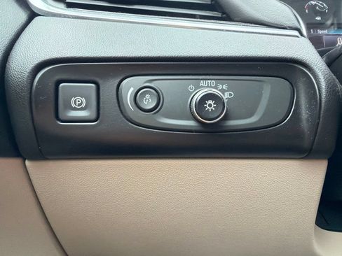 Used 2019 Buick Enclave Premium w/ Experience Buick Package AWD/4WD image 21