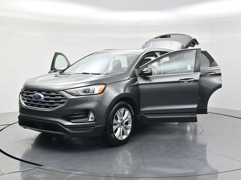Used 2020 Ford Edge Titanium AWD/4WD image 53