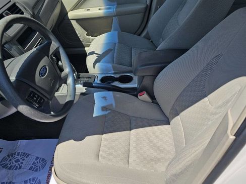 Used 2010 Ford Fusion S image 16