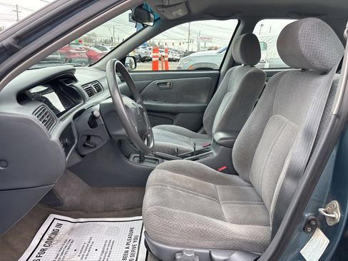 Used 2001 Toyota Camry CE image 16