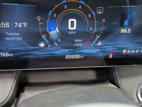 Certified 2025 Chevrolet Equinox LT w/ Safety and Technology Package image 13