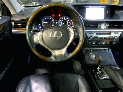 Used 2013 Lexus ES 350 4dr Sdn image 5