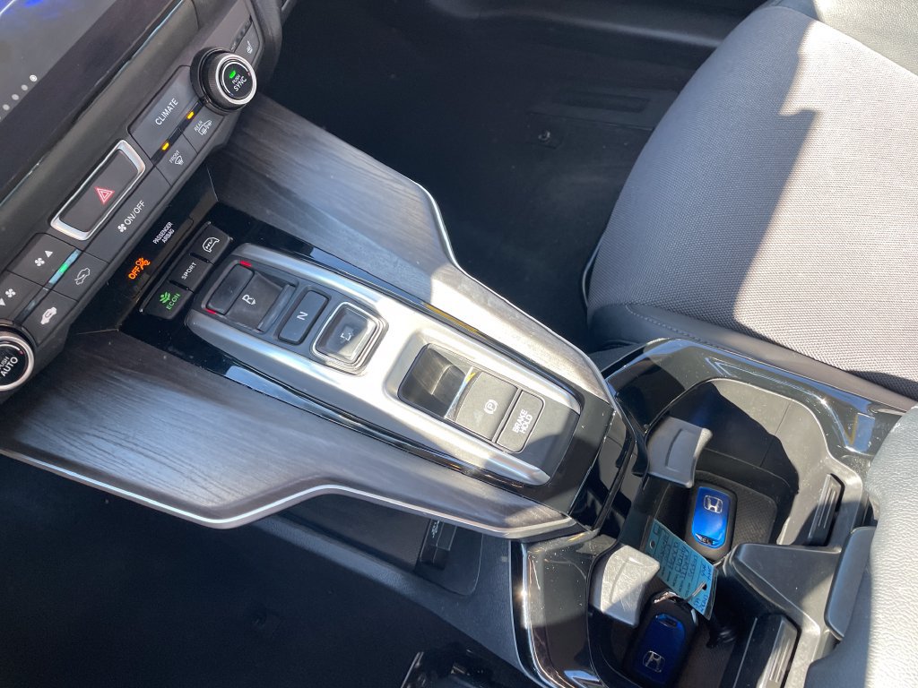 Used 2018 Honda Clarity Plug-In Hybrid image 16