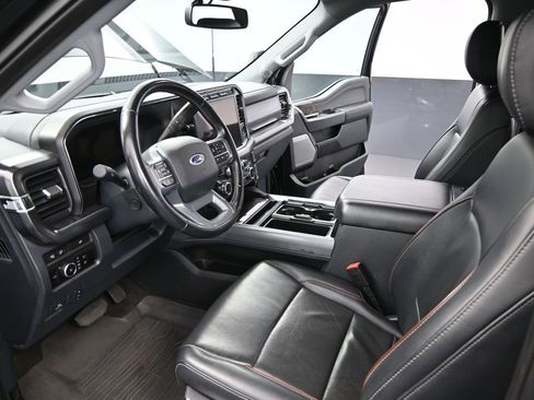 Used 2024 Ford F450 Lariat w/ Lariat Ultimate Package image 25