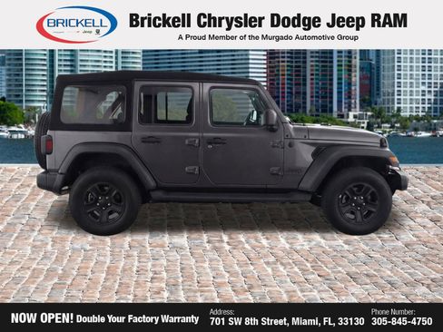Used 2025 Jeep Wrangler Sport image 9