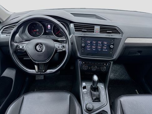 Used 2019 Volkswagen Tiguan SEL AWD/4WD image 14