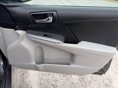 Used 2014 Toyota Camry LE FWD image 20