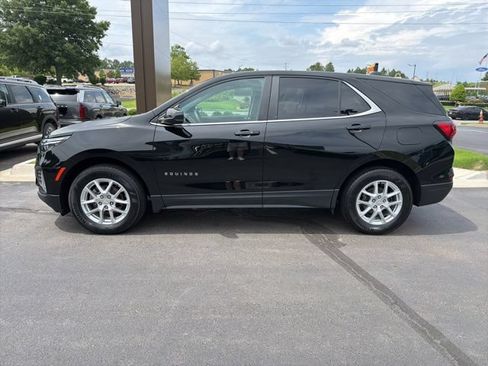 Used 2023 Chevrolet Equinox LT w/ Driver Convenience Package AWD/4WD image 5