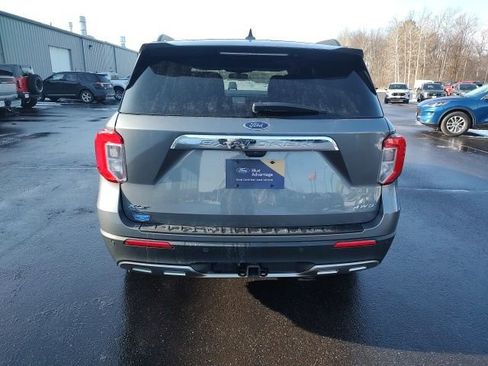 Certified 2023 Ford Explorer XLT w/ Equipment Group 202A image 6
